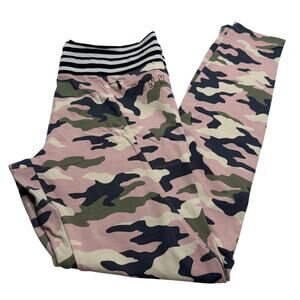 Victoria's Secret Pink Ultimate Striped Waist Leggings Size M Camouflage